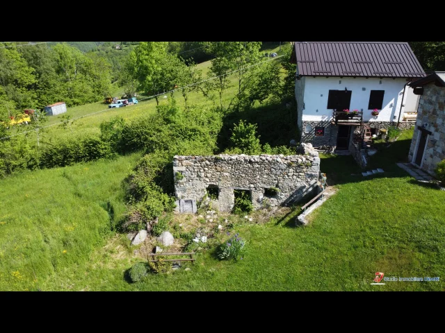 Edolo vendesi rustico da ristrutturare
