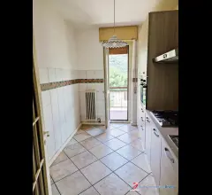 Appartamenti in Vendita - Capo di ponte vendesi appartamento con box e cantina