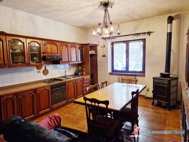 Appartamenti in Vendita - Malonno zazza vendesi appartamento con box