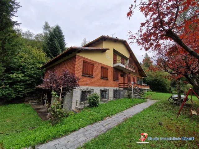 Saviore dell'adamello vendesi villa singola con terreno
