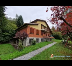 Saviore dell'adamello vendesi villa singola con terreno