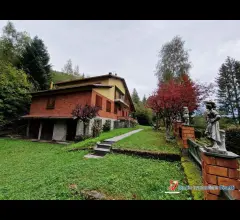 Appartamenti in Vendita - Saviore dell'adamello vendesi villa singola con terreno