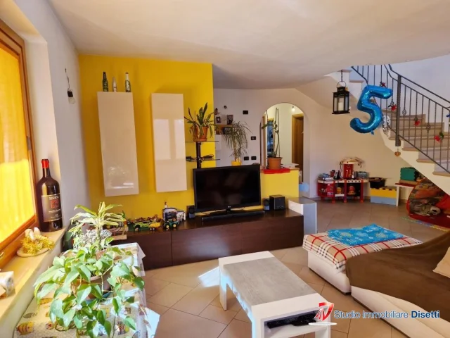 Appartamenti in Vendita - Corteno golgi vendesi spendida villa