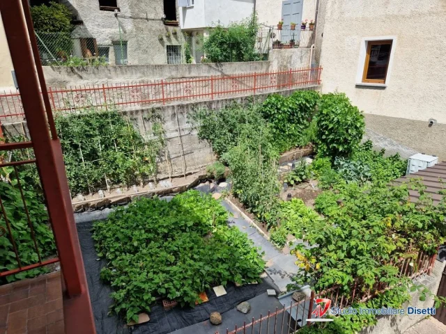 Appartamenti in Vendita - Malonno vendesi casa in centro storico