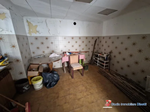Appartamenti in Vendita - Malonno vendesi casa in centro storico