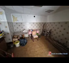Appartamenti in Vendita - Malonno vendesi casa in centro storico