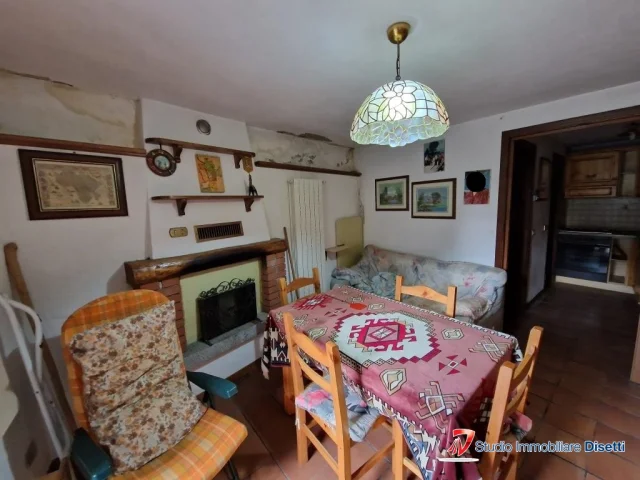 Appartamenti in Vendita - Saviore dell'adamello frazione valle vendesi casetta