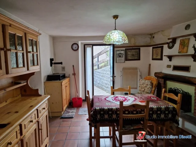 Appartamenti in Vendita - Saviore dell'adamello frazione valle vendesi casetta