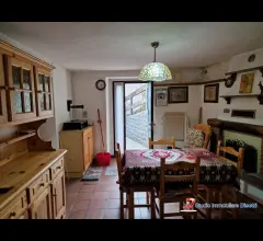 Appartamenti in Vendita - Saviore dell'adamello frazione valle vendesi casetta