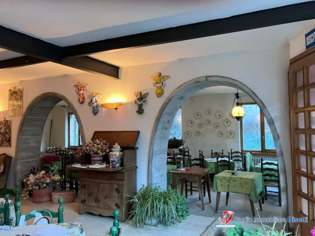Appartamenti in Vendita - Schilpario vendesi albergo