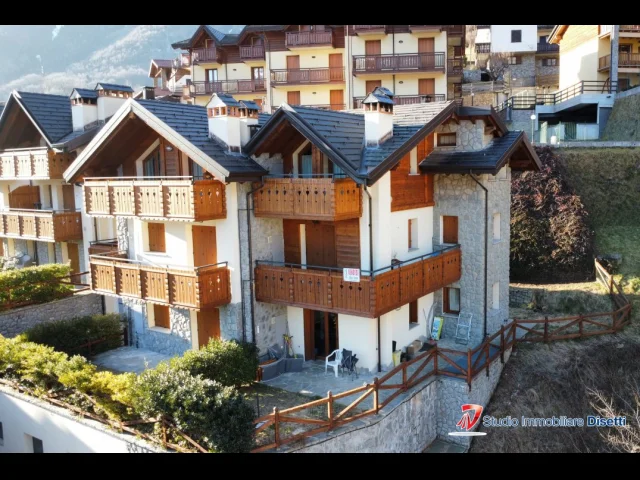 Monno ponte di legno vendesi bilocale con box