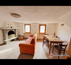 Appartamenti in Vendita - Edolo vendesi porzione di casa in carattestico borgo