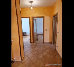 Appartamenti in Vendita - Capo di ponte vendesi ampio appartamento con garage