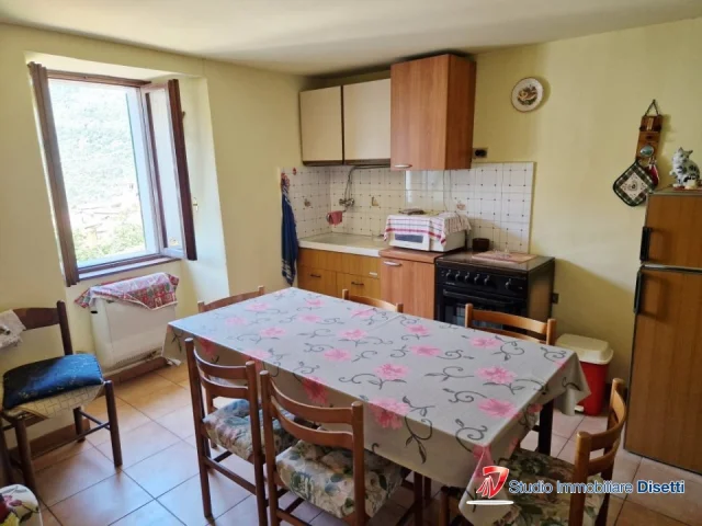 Appartamenti in Vendita - Sonico rino vendesi caratteristica casa di paese