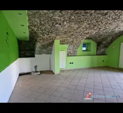 Appartamenti in Vendita - Sonico rino vendesi locale commerciale