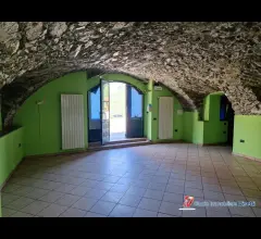 Appartamenti in Vendita - Sonico rino vendesi locale commerciale