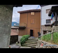 Appartamenti in Vendita - Berzo demo vendesi fabbricato