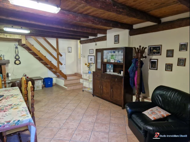 Appartamenti in Vendita - Sonico rino vendesi porzione di casa con giardino