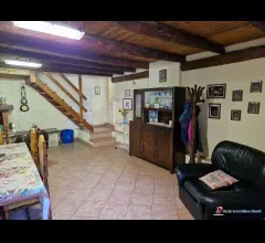 Appartamenti in Vendita - Sonico rino vendesi porzione di casa con giardino