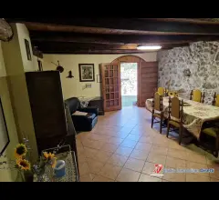 Appartamenti in Vendita - Sonico rino vendesi porzione di casa con giardino