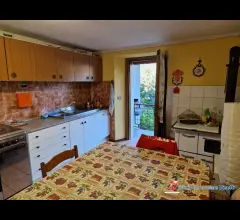 Appartamenti in Vendita - Sonico rino vendesi porzione di casa con giardino