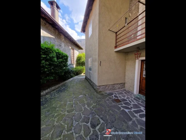 Appartamenti in Vendita - Sonico rino vendesi casa singola