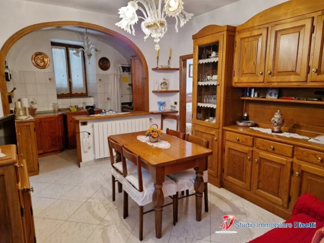 Appartamenti in Vendita - Sonico rino vendesi casa singola