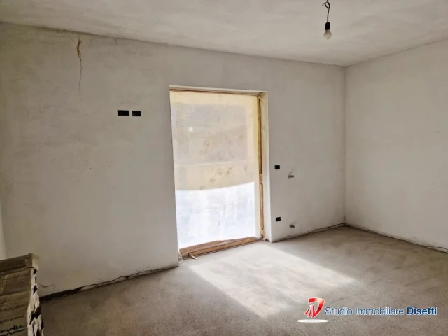 Appartamenti in Vendita - Malonno vendesi trilocale