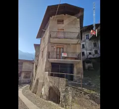 Losine vendesi casa indipendente