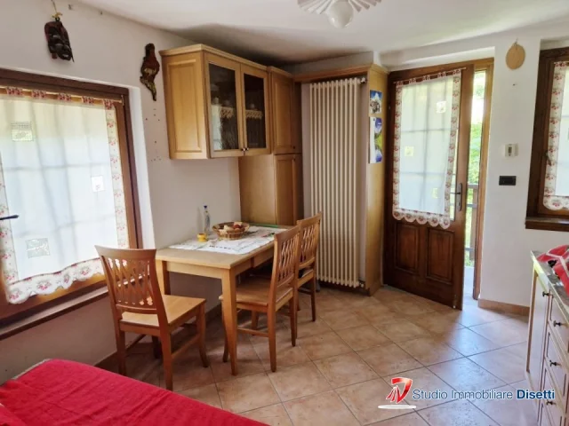 Appartamenti in Vendita - Capo di ponte pescarzo vendesi appartamento con taverna
