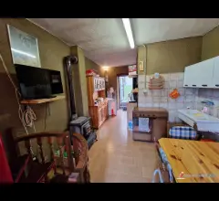 Appartamenti in Vendita - Malonno landò vendesi porzione di casa