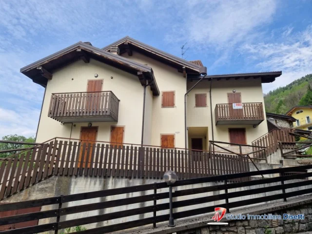 Appartamenti in Vendita - Vione stadolina vendesi appartamento su due livelli con box