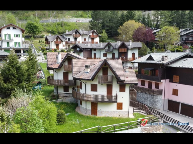 Appartamenti in Vendita - Vione stadolina vendesi appartamento su due livelli con box