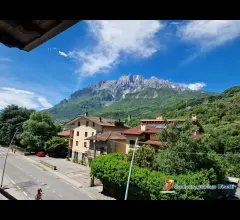 Capo di ponte vendesi appartamento + locale e due box