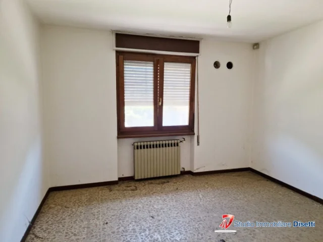 Appartamenti in Vendita - Capo di ponte vendesi appartamento + locale e due box