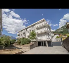 Appartamenti in Vendita - Quadrilocale  a lecco
