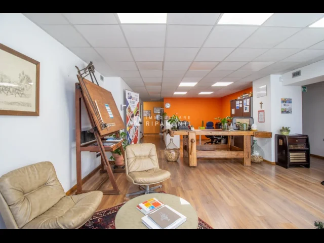 Appartamenti in Vendita - Uffici a lecco