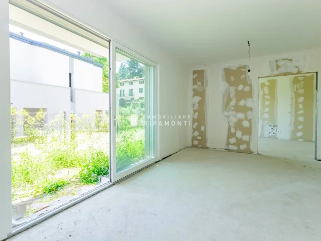 Appartamenti in Vendita - Quadrilocale con giardino