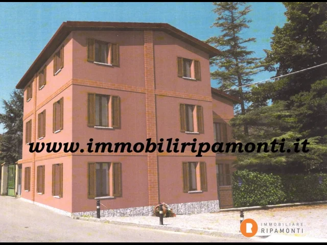 Appartamenti in Vendita - Rustico a pochi passi dal lago