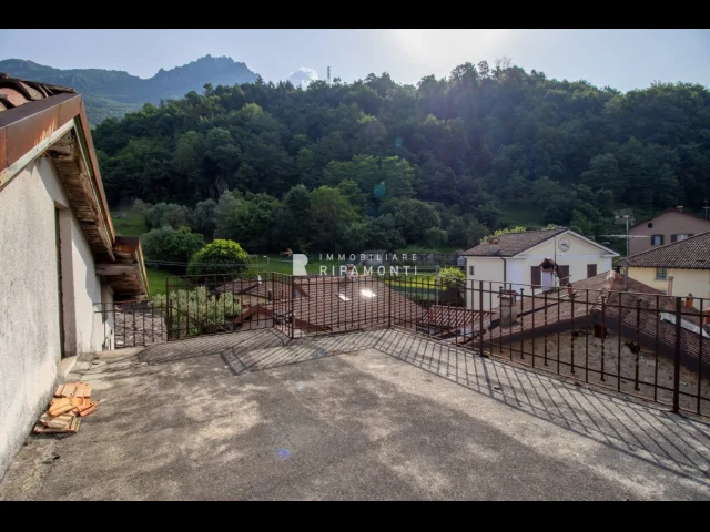 Appartamenti in Vendita - Rustico ad abbadia lariana