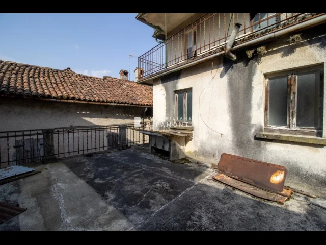 Appartamenti in Vendita - Rustico ad abbadia lariana