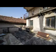 Appartamenti in Vendita - Rustico ad abbadia lariana