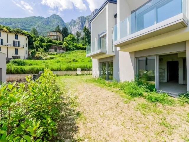 Appartamenti in Vendita - Quadrilocale a lecco