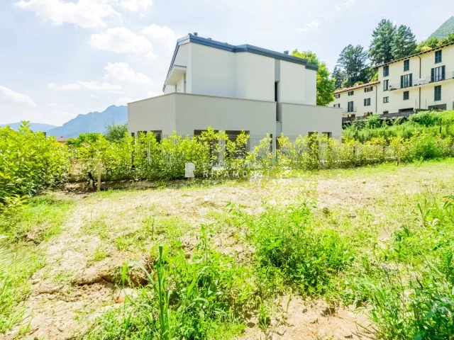 Appartamenti in Vendita - Quadrilocale a lecco