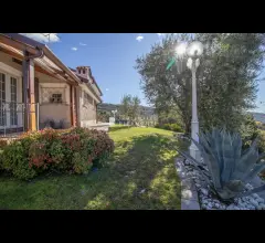 Villa singola a ello