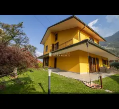 Appartamenti in Vendita - Villa bifamilia a vercurago