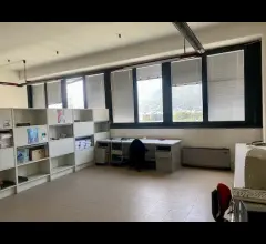Appartamenti in Vendita - Ufficio a lecco