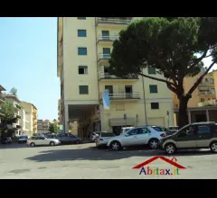 Appartamenti in Vendita - Arezzo negozio - mq 115 -