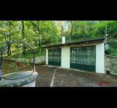 Appartamenti in Vendita - Arezzo chalet in villa sargiano