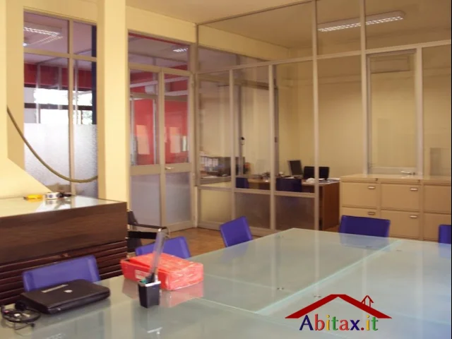 Appartamenti in Vendita - Commerciale - abitativo negozio - via po 45/47 -